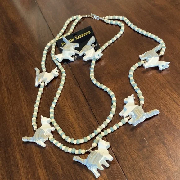 Vintage Cat Necklace and Earrings - Picture 1 of 5